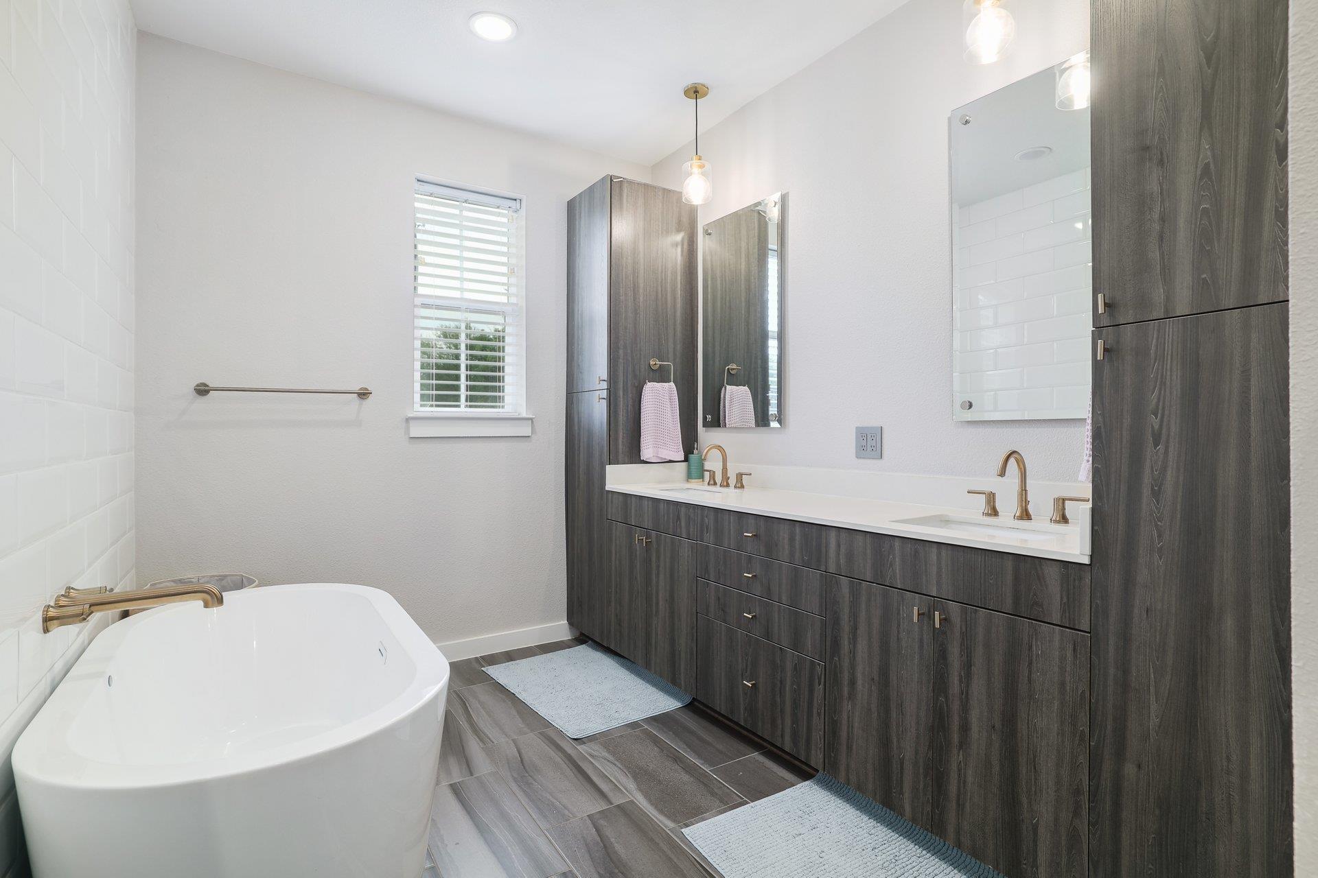 2624 Metcalfe Road Austin TX 78741