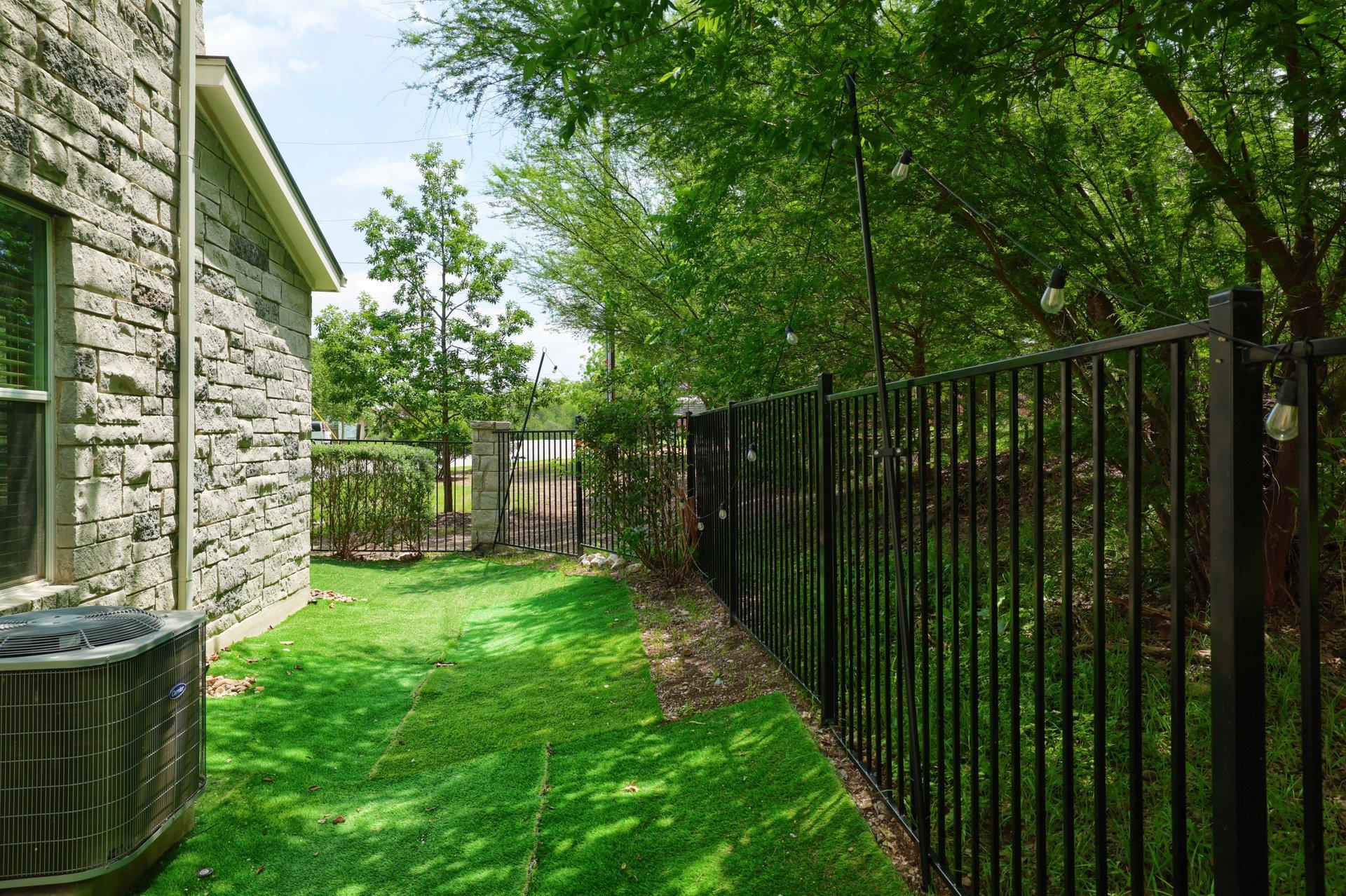 2624 Metcalfe Road Austin TX 78741