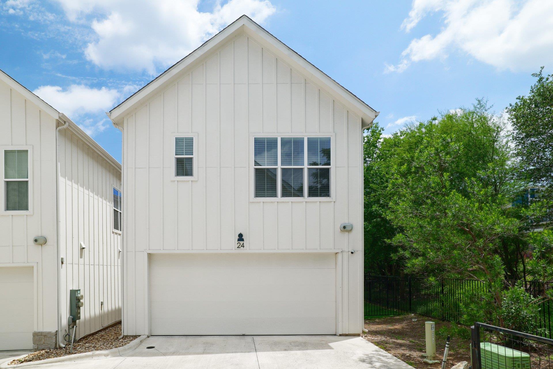 2624 Metcalfe Road Austin TX 78741