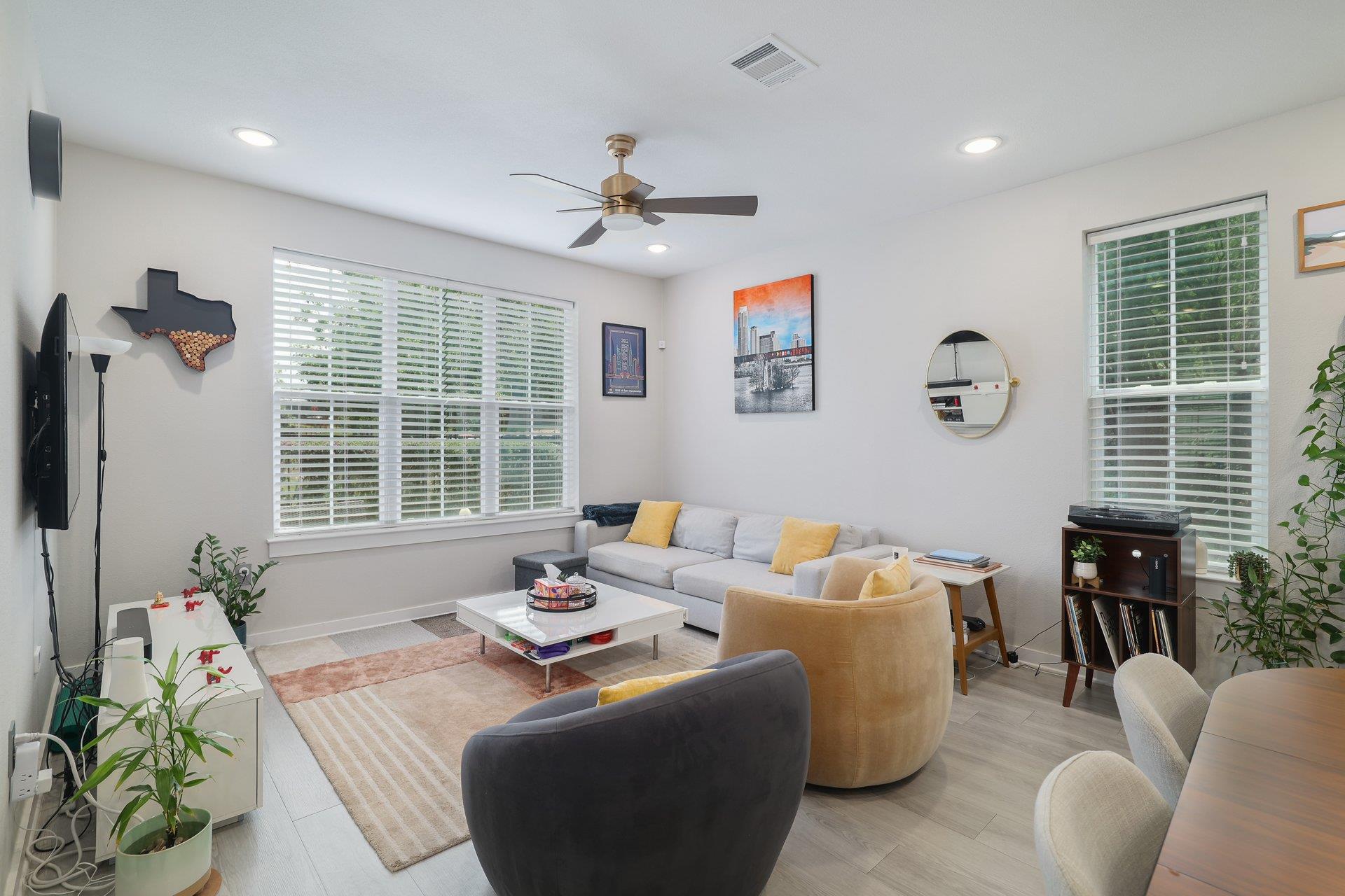 2624 Metcalfe Road Austin TX 78741