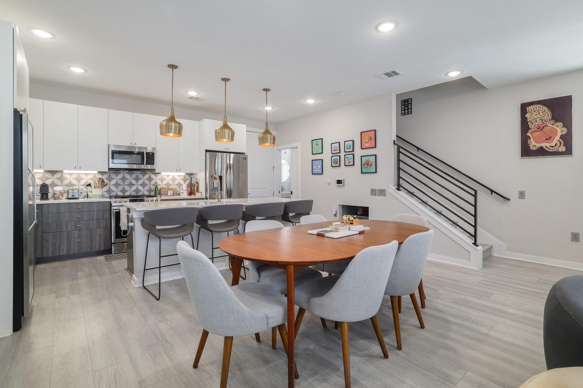 2624 Metcalfe Road Austin TX 78741