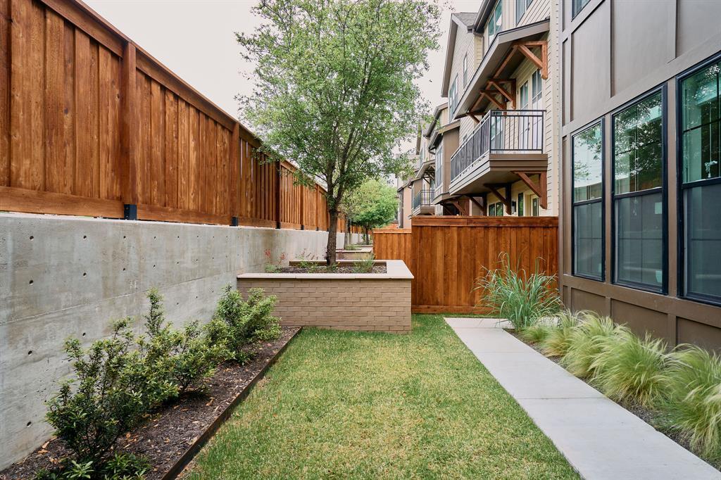 2209 Woodland Avenue Austin TX 78741
