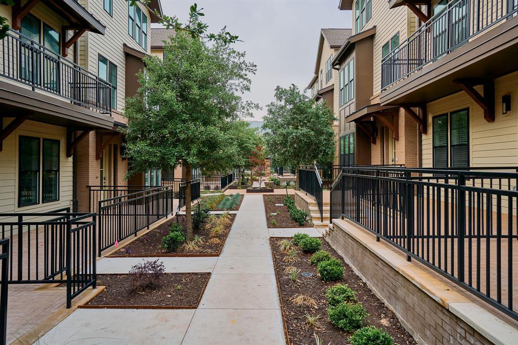 2209 Woodland Avenue Austin TX 78741