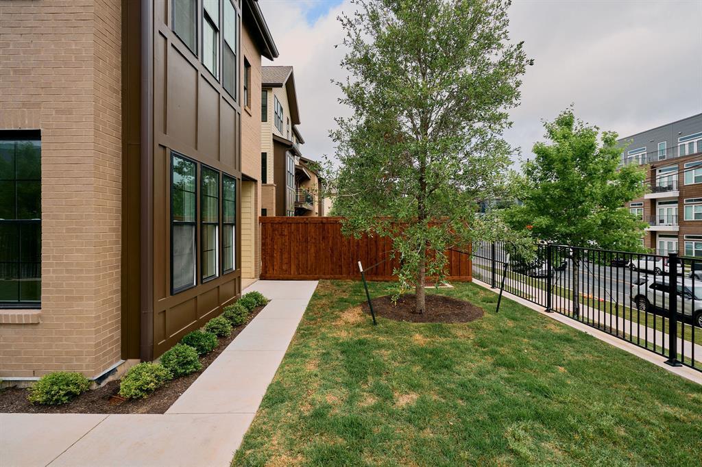 2209 Woodland Avenue Austin TX 78741