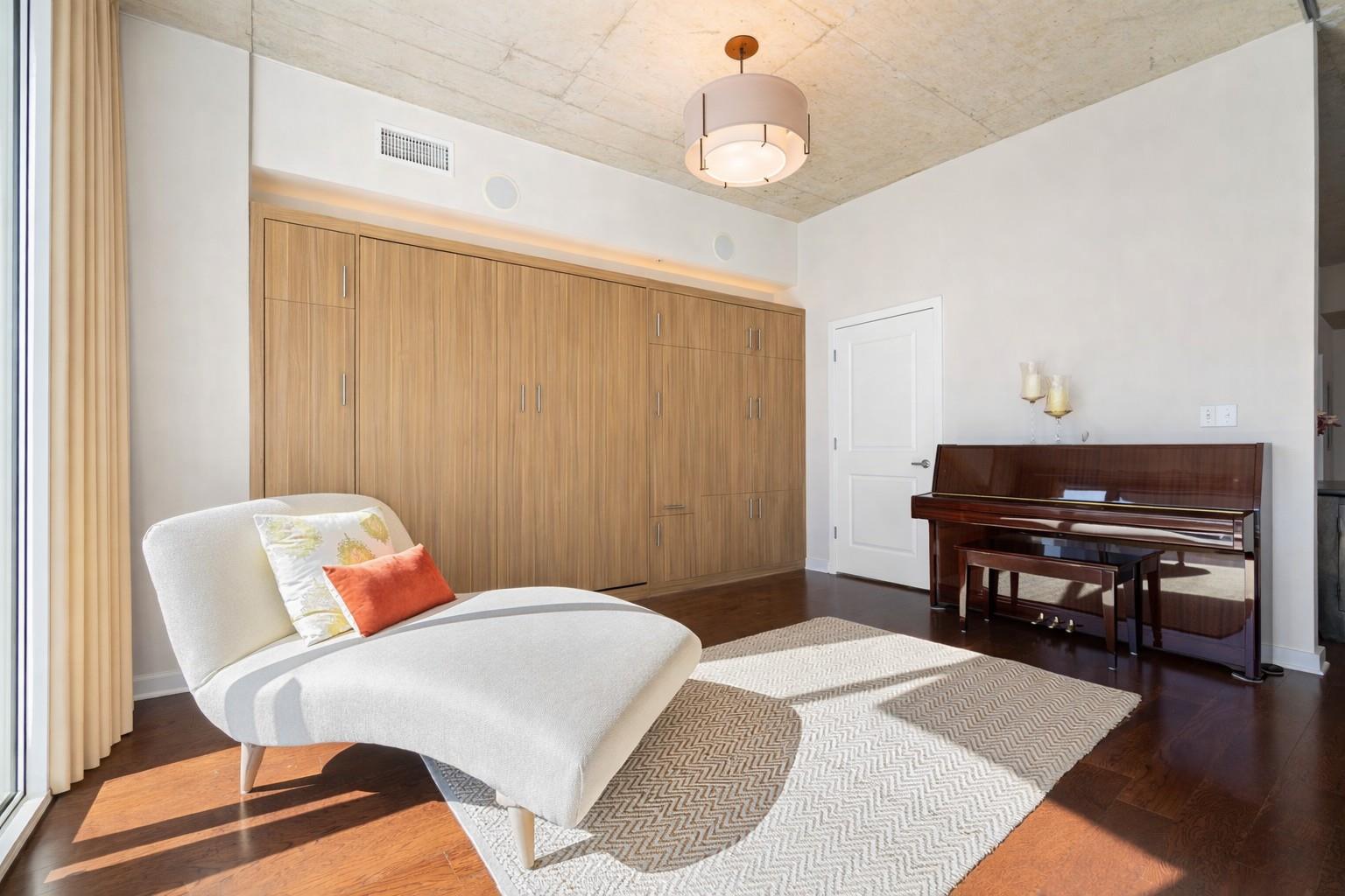 360 Nueces Street Austin TX 78701