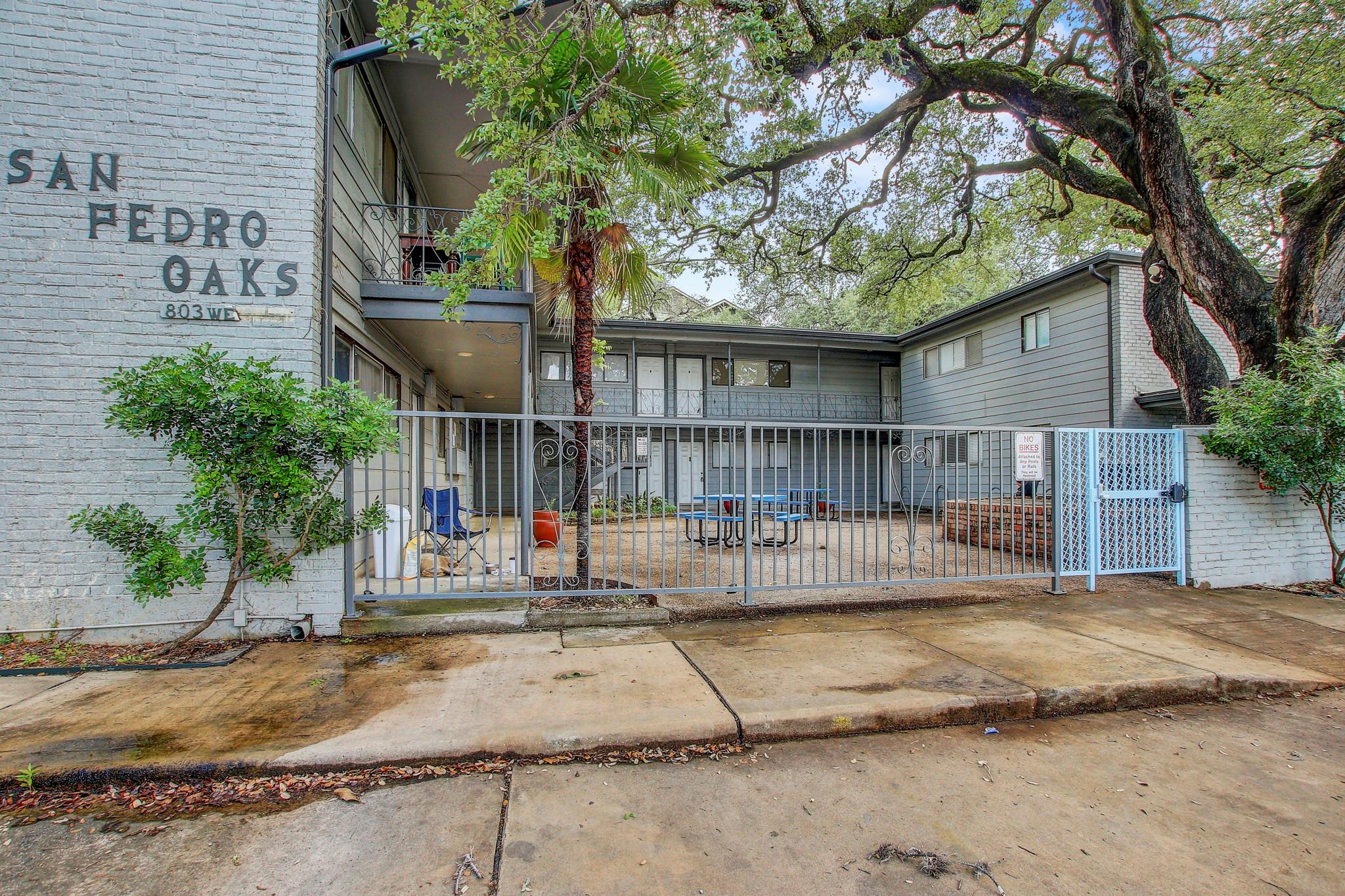 803 W 28th Street Austin TX 78705