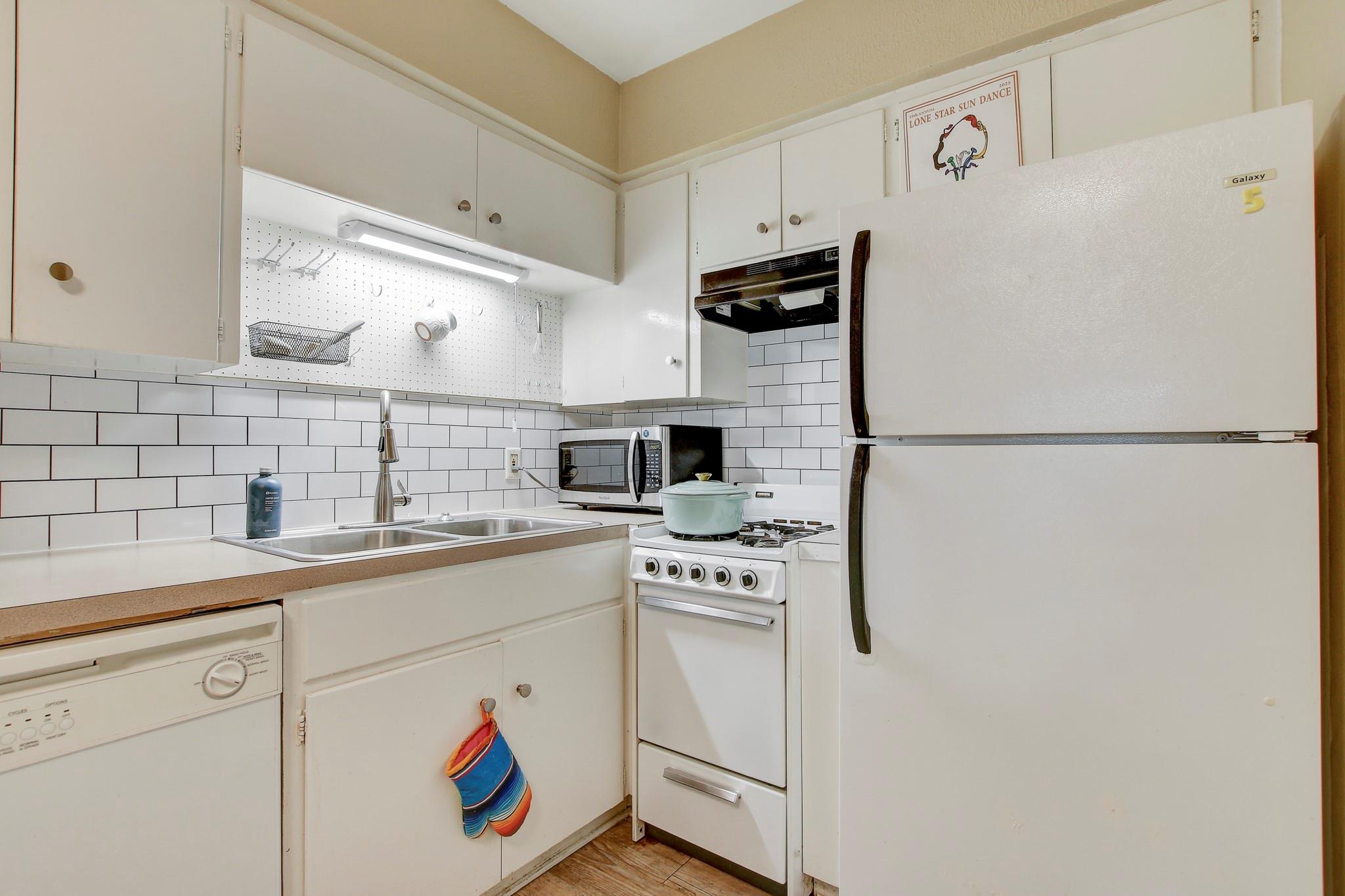 803 W 28th Street Austin TX 78705