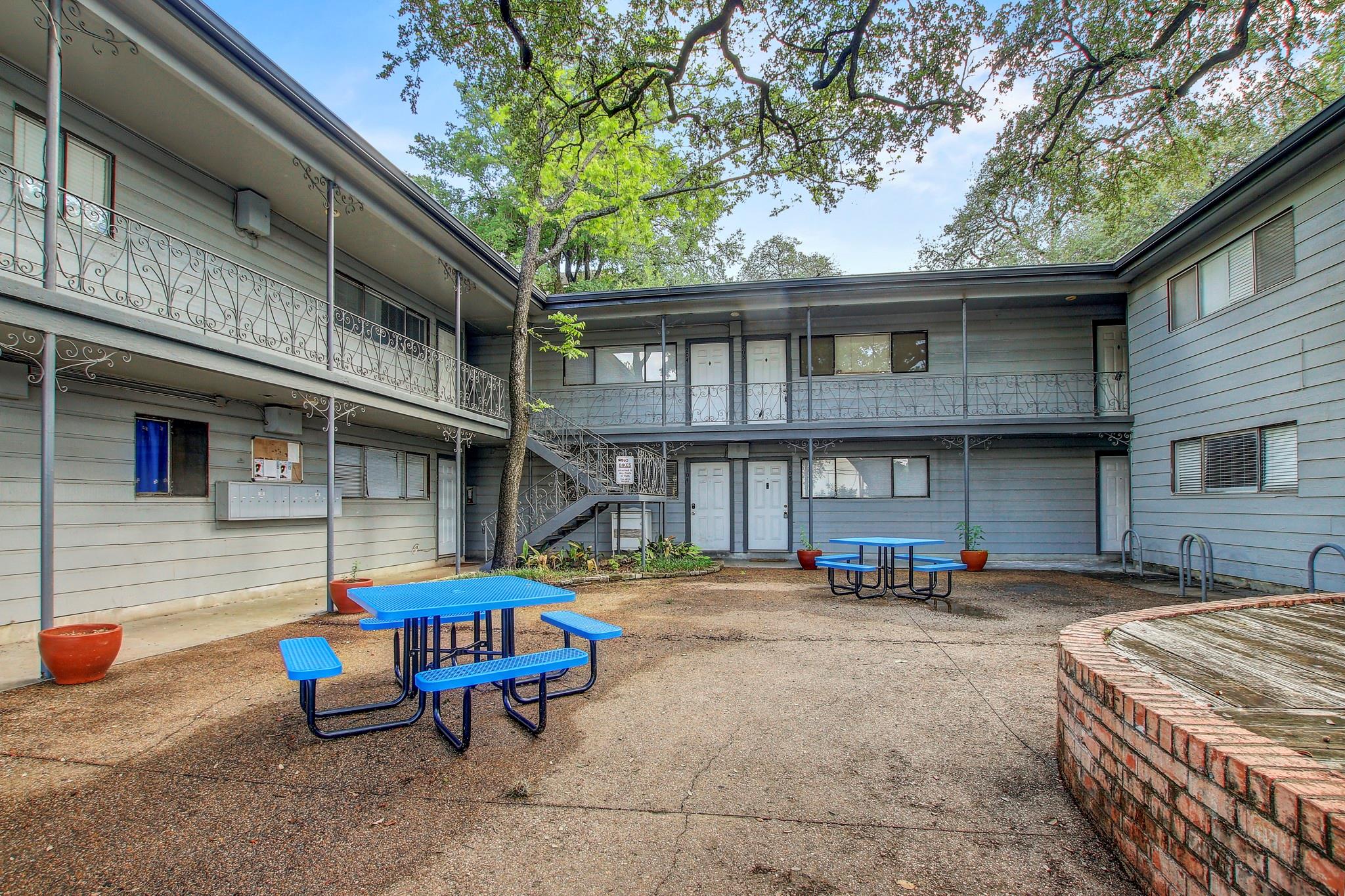 803 W 28th Street Austin TX 78705