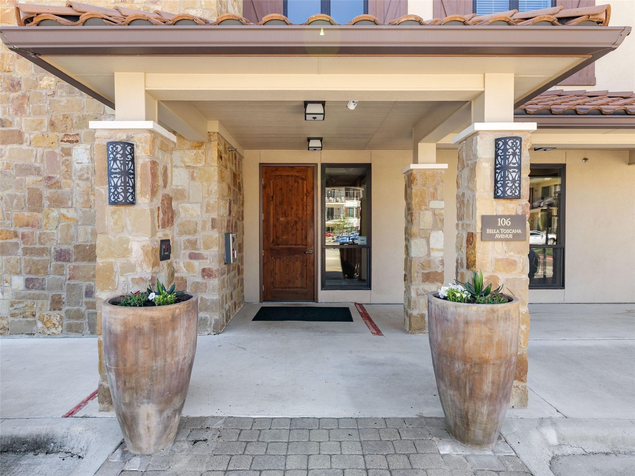 106 Bella Toscana Avenue Lakeway TX 78734