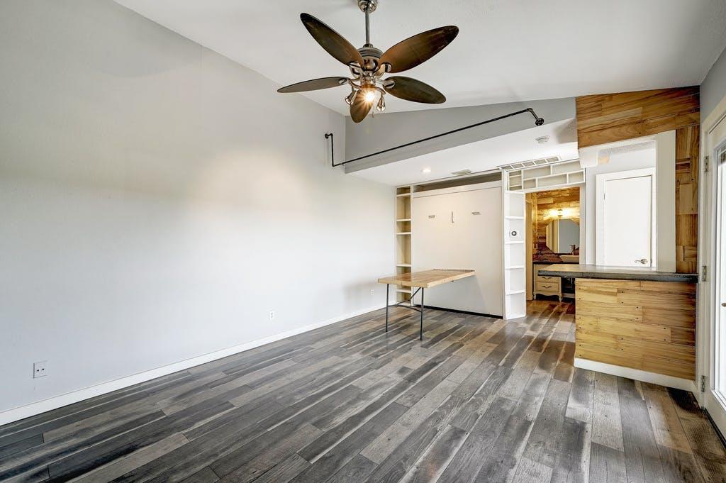 6903 Deatonhill Drive Austin TX 78745