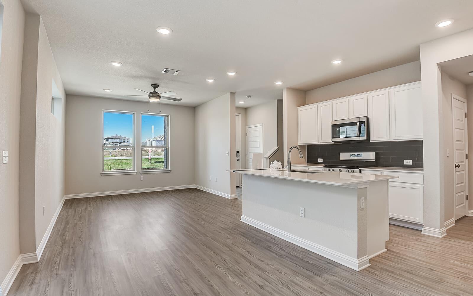 8209 Springsteen Drive Austin TX 78744