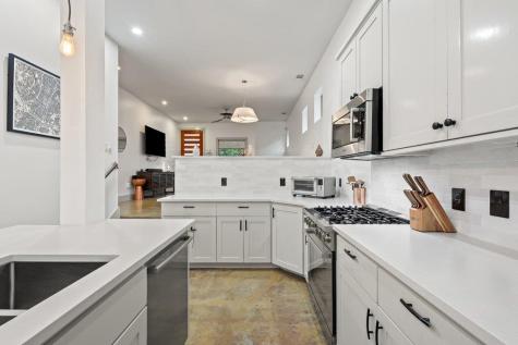1131 Poquito Street Austin TX 78702