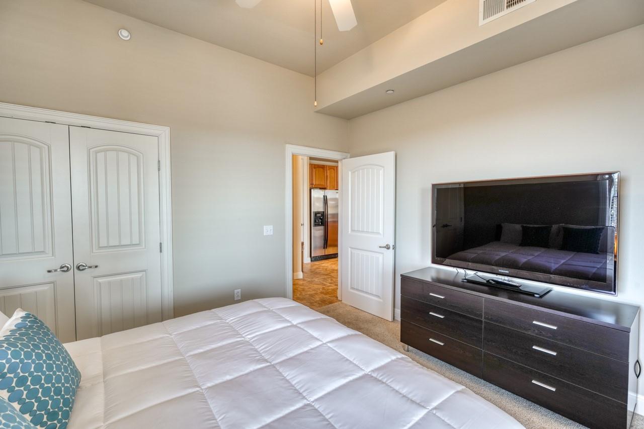 101 W Bank Horseshoe Bay TX 78657