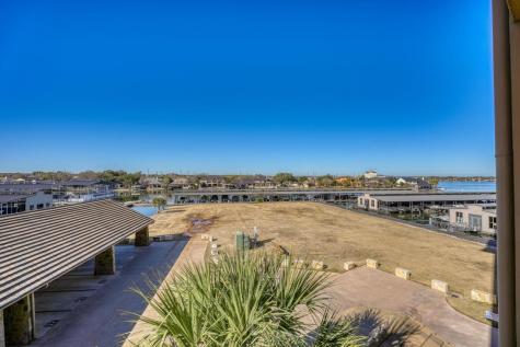 101 W Bank Horseshoe Bay TX 78657