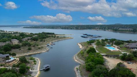 537 Venture Boulevard S Point Venture TX 78645