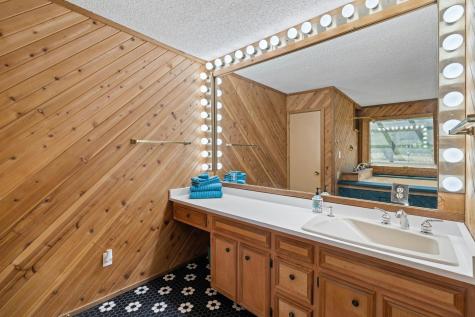 537 Venture Boulevard S Point Venture TX 78645