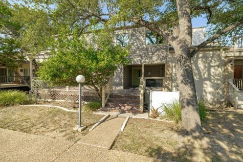 537 Venture Boulevard S Point Venture TX 78645