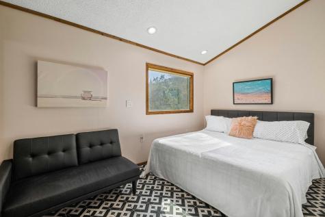537 Venture Boulevard S Point Venture TX 78645