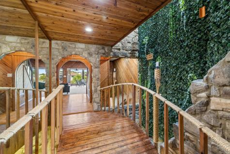 537 Venture Boulevard S Point Venture TX 78645
