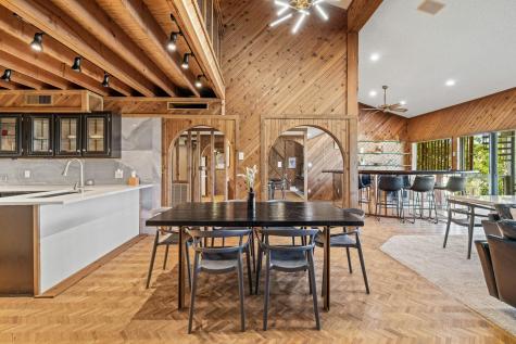 537 Venture Boulevard S Point Venture TX 78645
