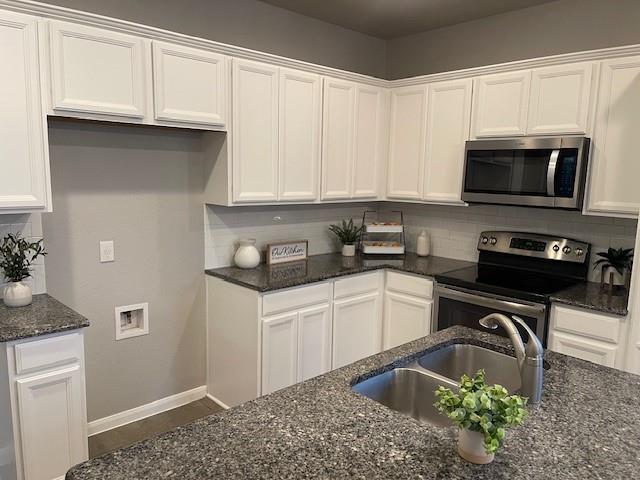 711 Rolling Oak Drive Round Rock TX 78664