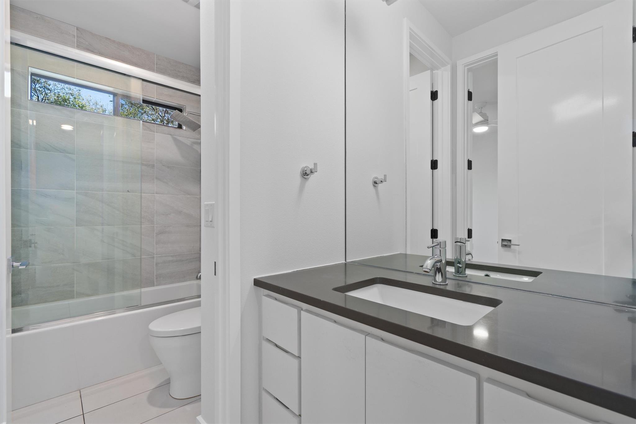 1107 Taulbee Lane Austin TX 78757