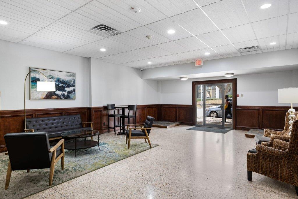 1800 Lavaca Street Austin TX 78701