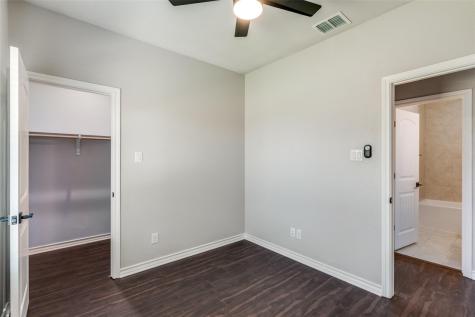 301 Navarro Way Seguin TX 78155