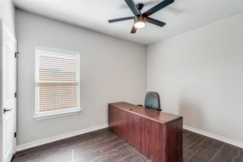 301 Navarro Way Seguin TX 78155