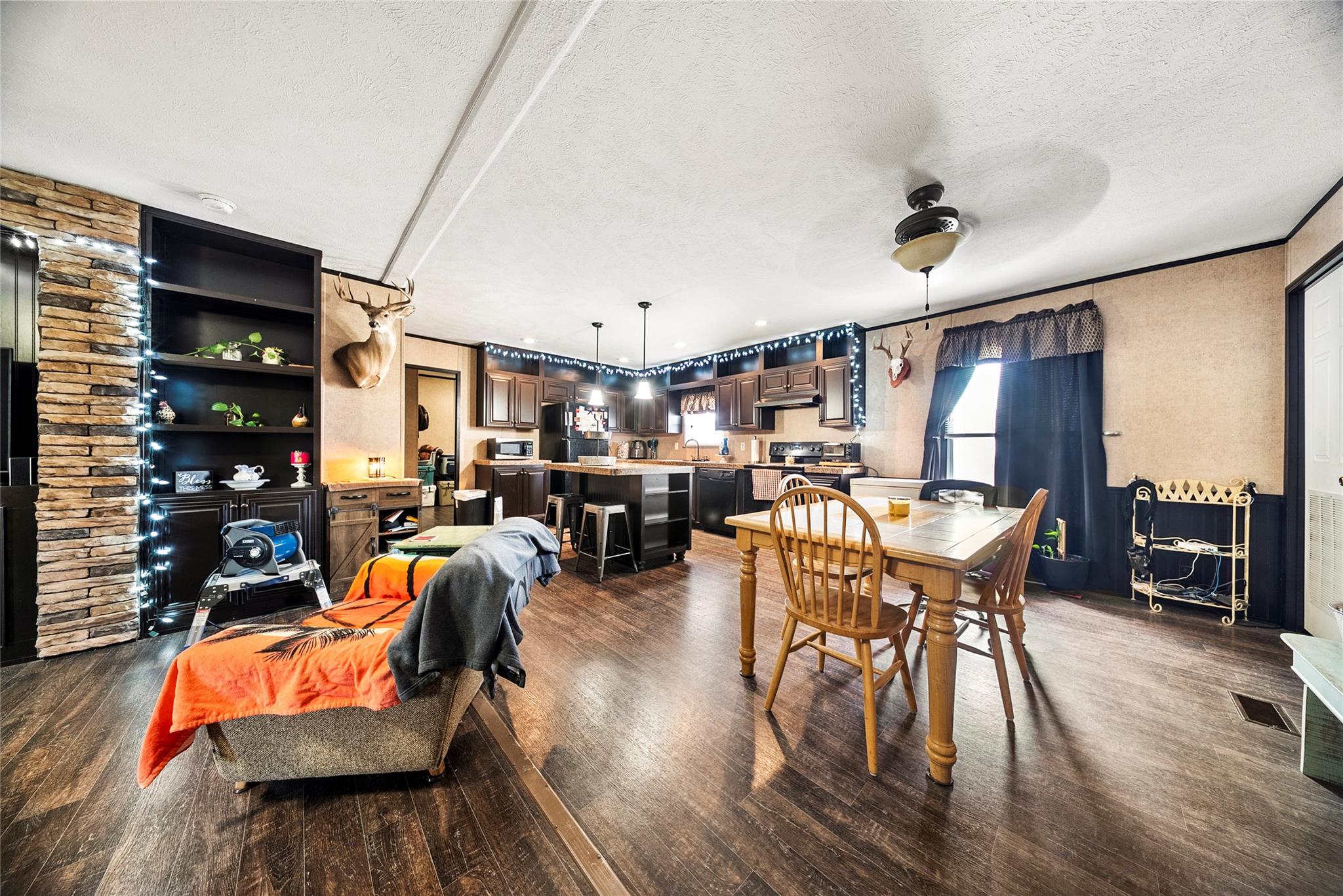 5101 County Road 463 Elgin TX 78621
