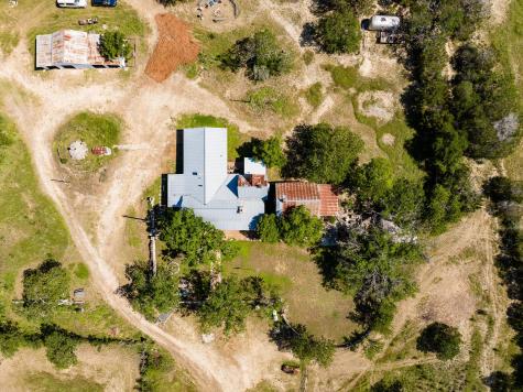 684 Stoneleigh Road Center Point TX 78010