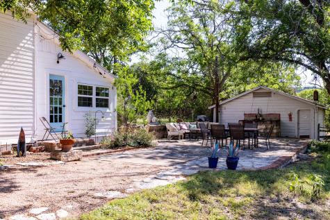 684 Stoneleigh Road Center Point TX 78010