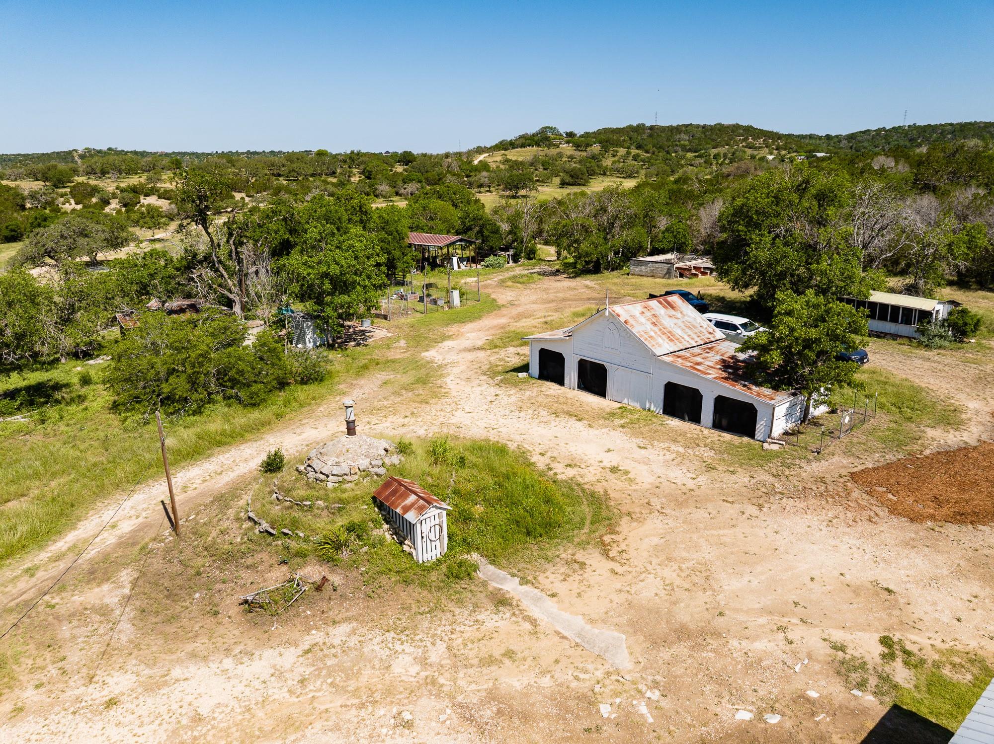 684 Stoneleigh Road Center Point TX 78010