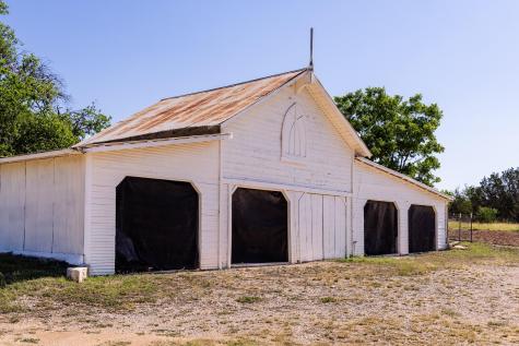 684 Stoneleigh Road Center Point TX 78010