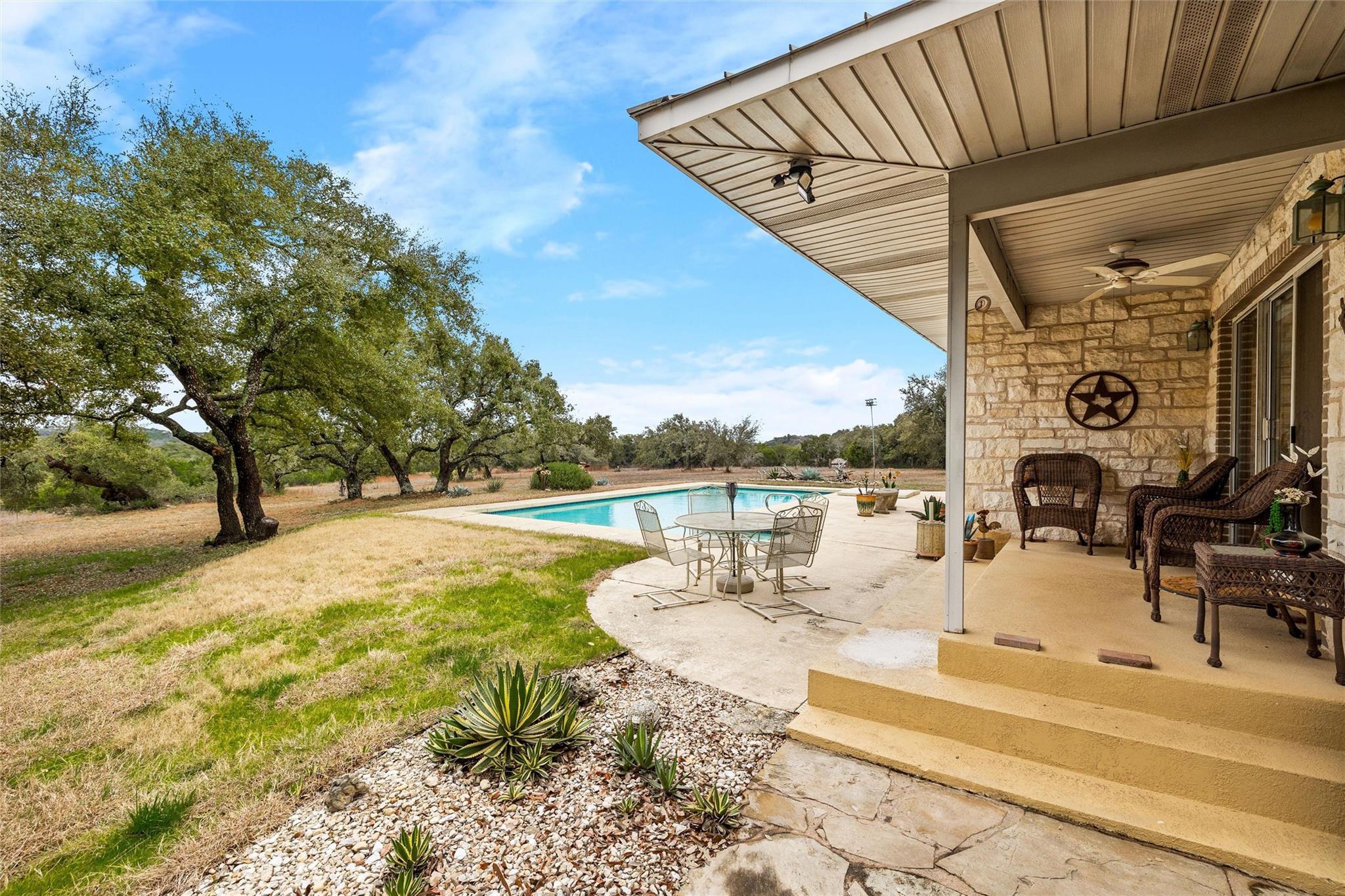 1800 E 290 Highway Dripping Springs TX 78620