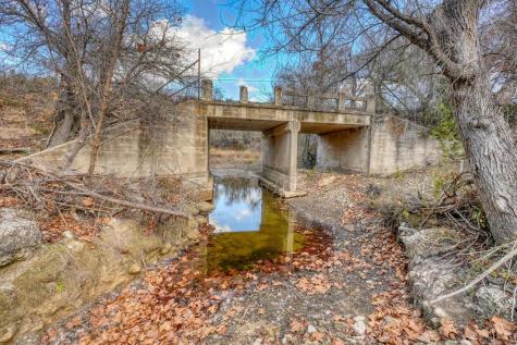 8256 S Us Highway 183 Briggs TX 78608