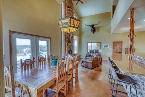 8256 S Us Highway 183 Briggs TX 78608