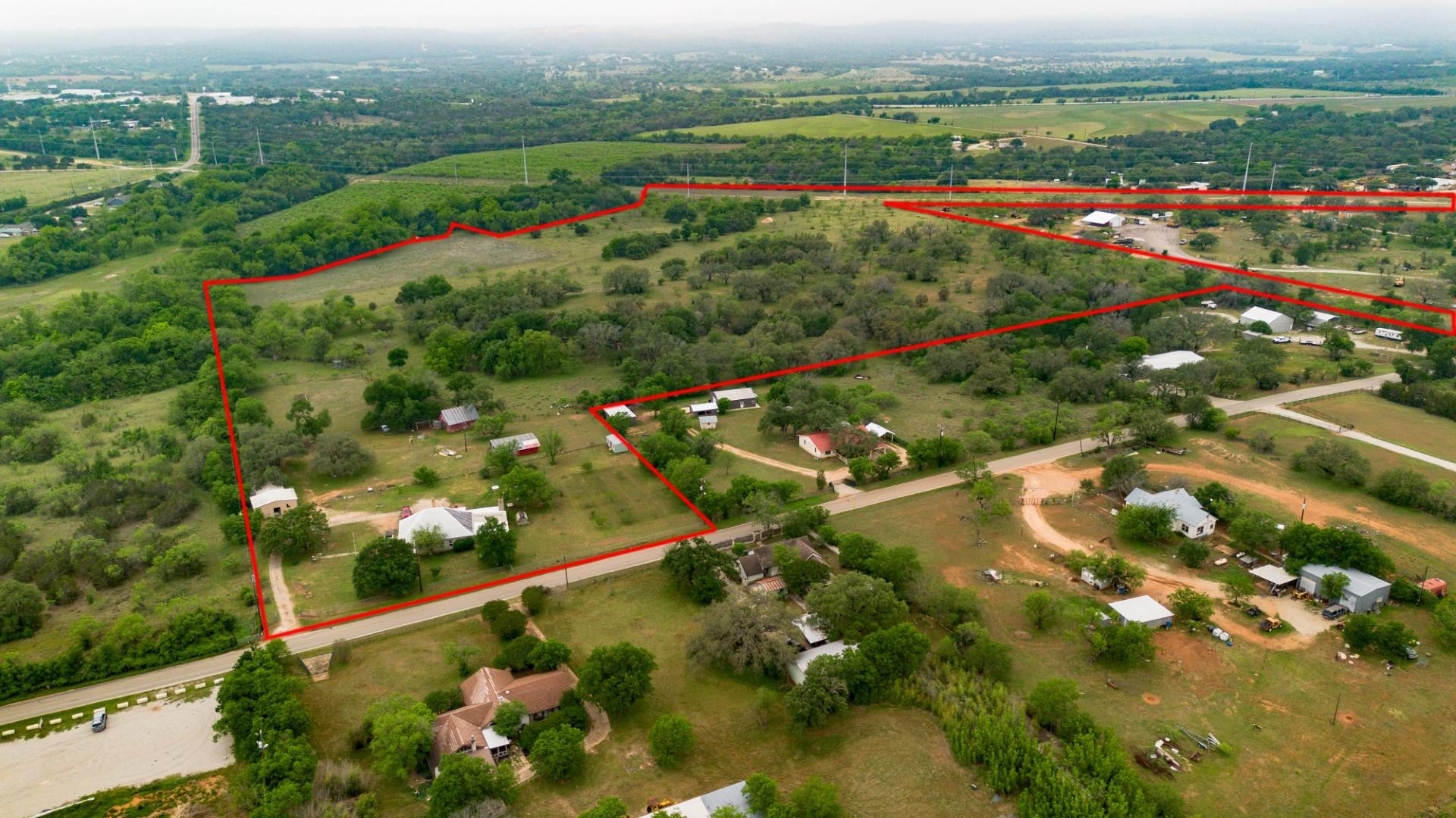 7866 County Road 404 Spicewood TX 78669