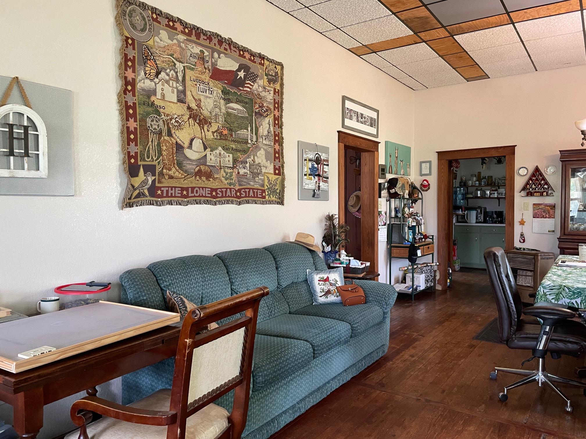 7866 County Road 404 Spicewood TX 78669