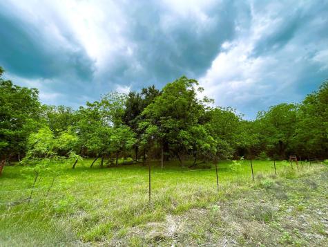 7866 County Road 404 Spicewood TX 78669