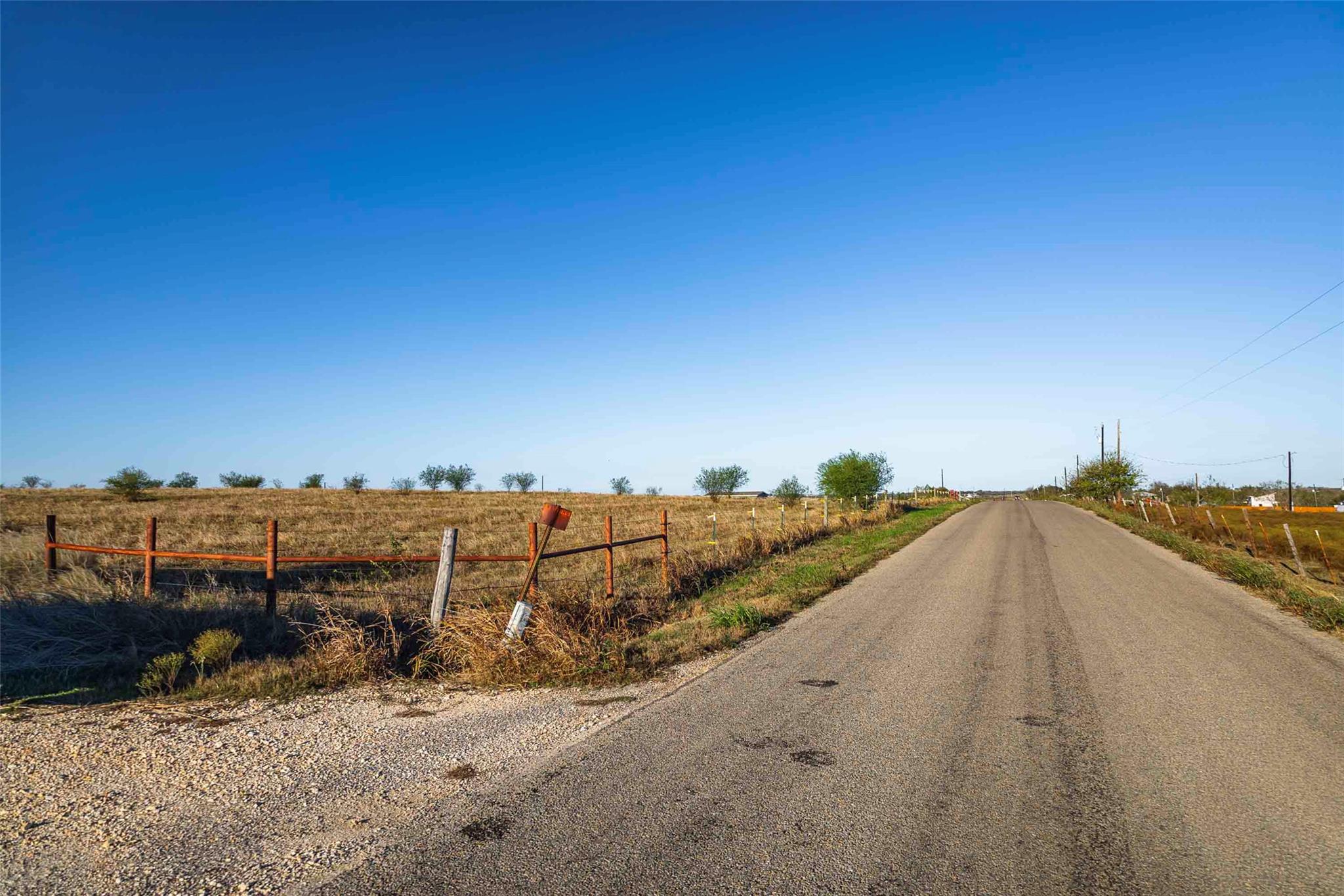3191 County Road 463 Elgin TX 78621