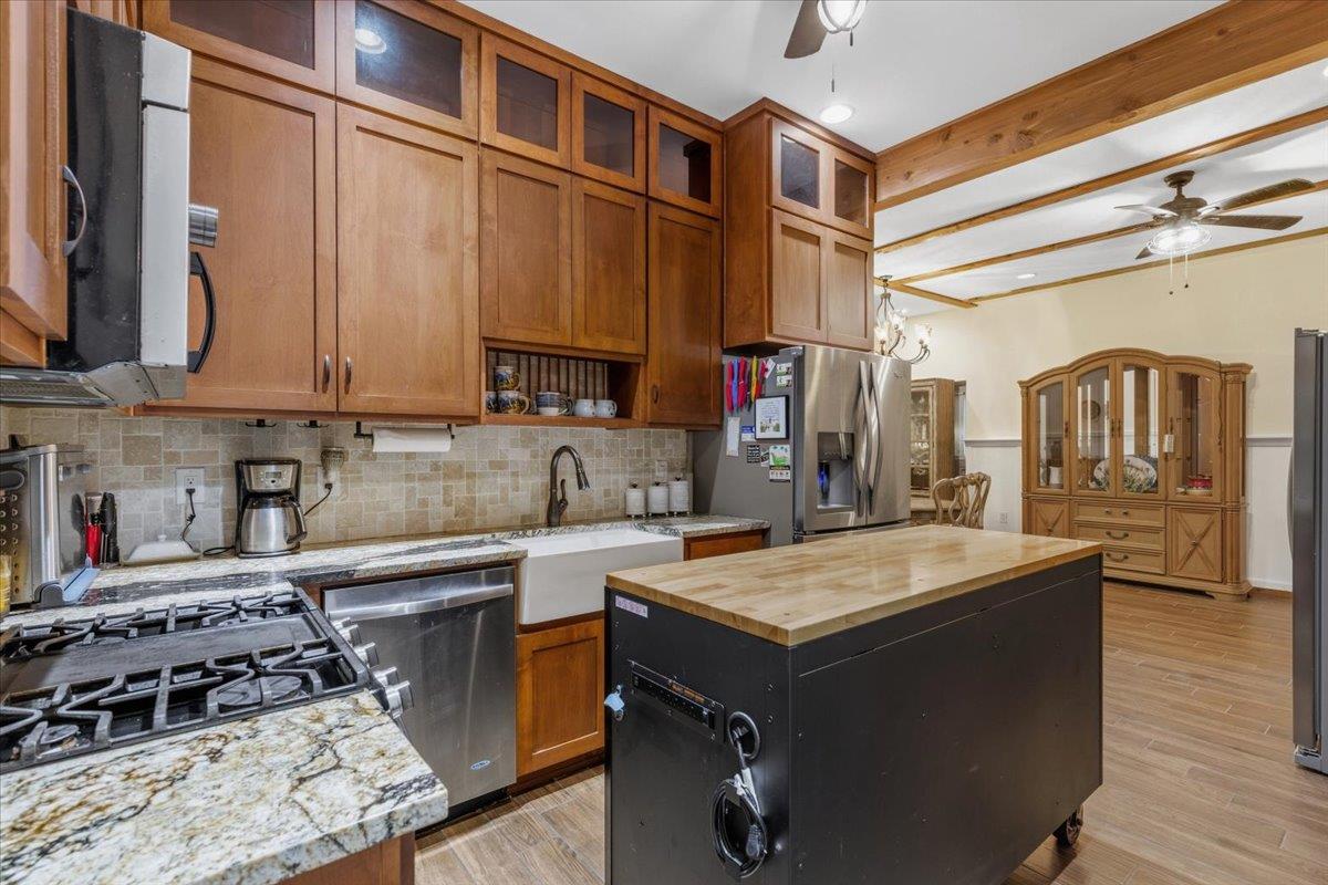 2187 Highway 290 E Mcdade TX 78650