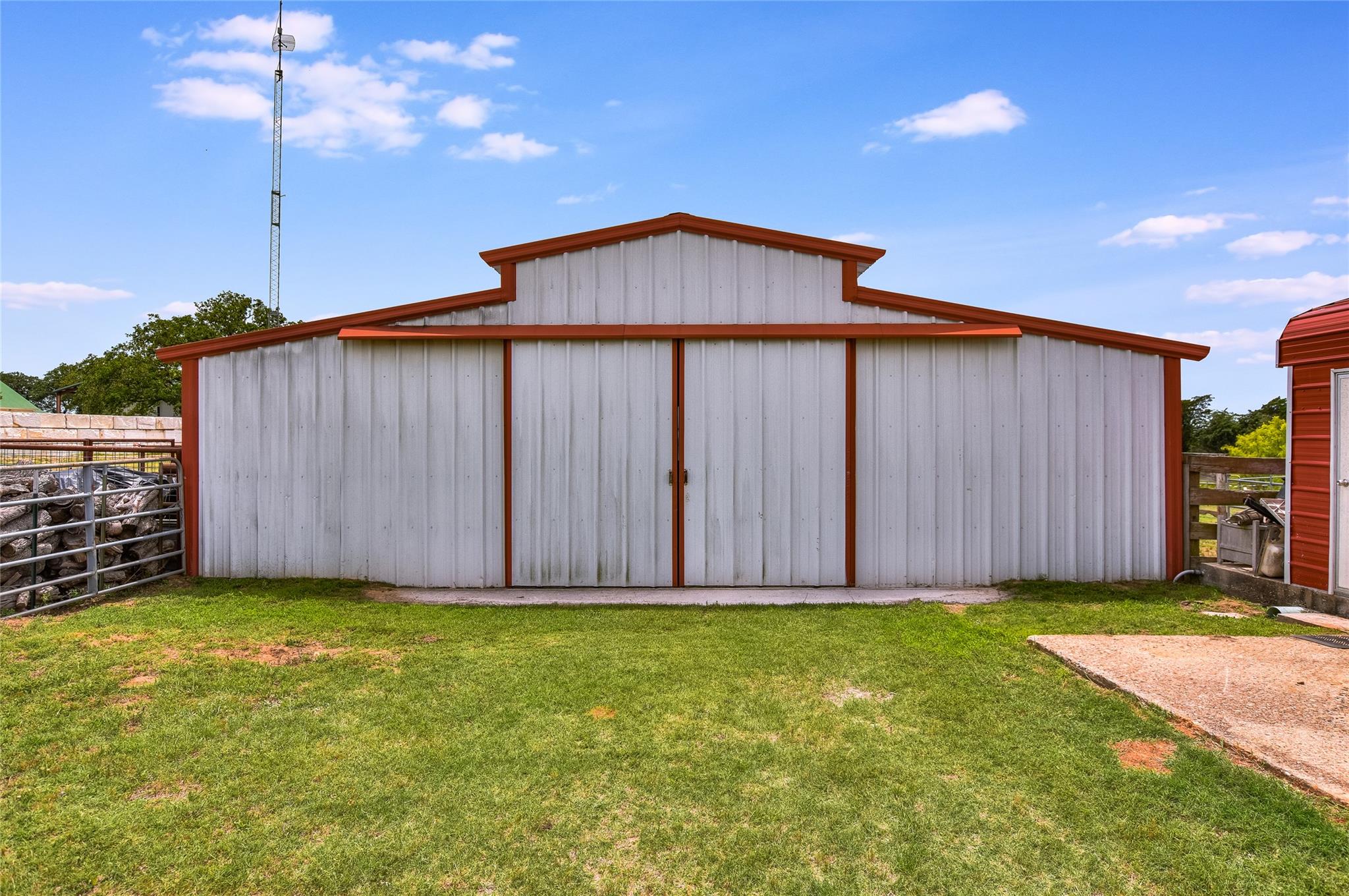 2187 Highway 290 E Mcdade TX 78650