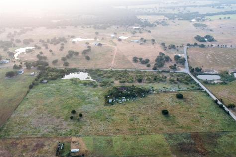 Tbd Young School House Road Smithville TX 78957