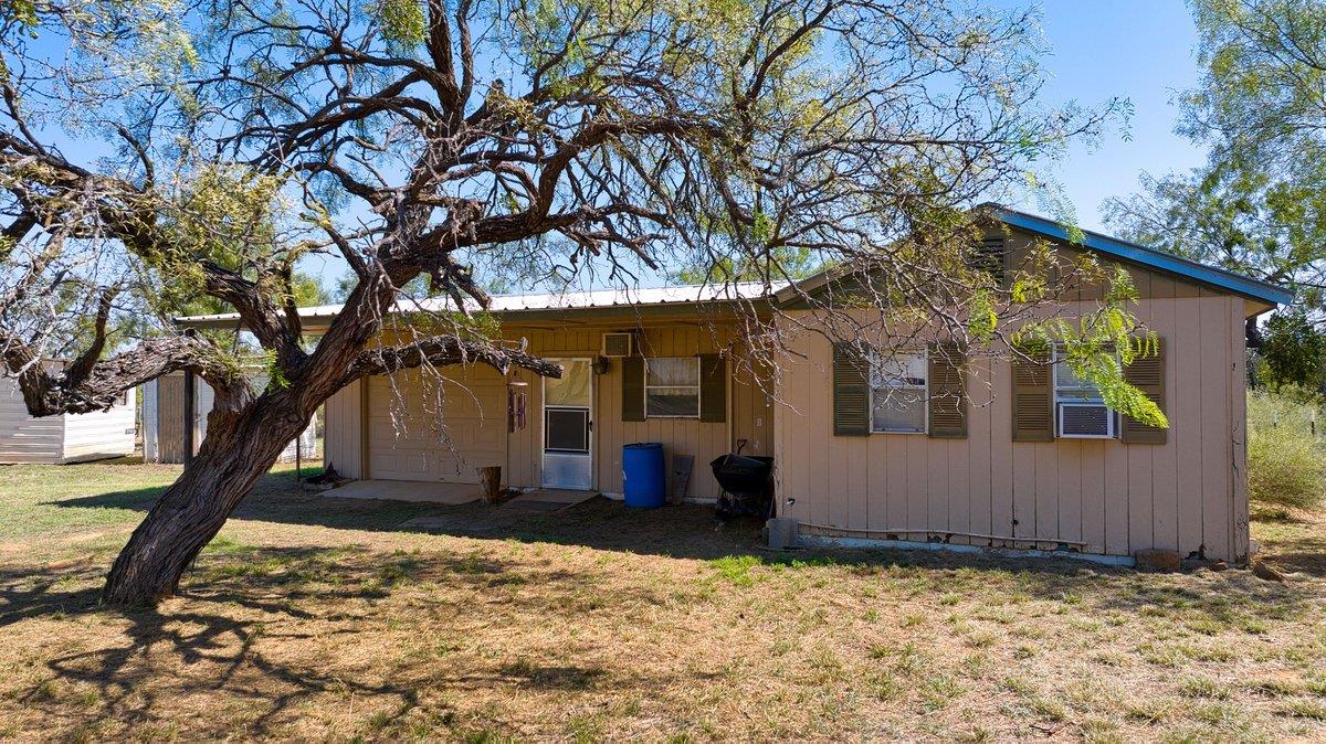 567 County Road 241 Rochelle TX 76872