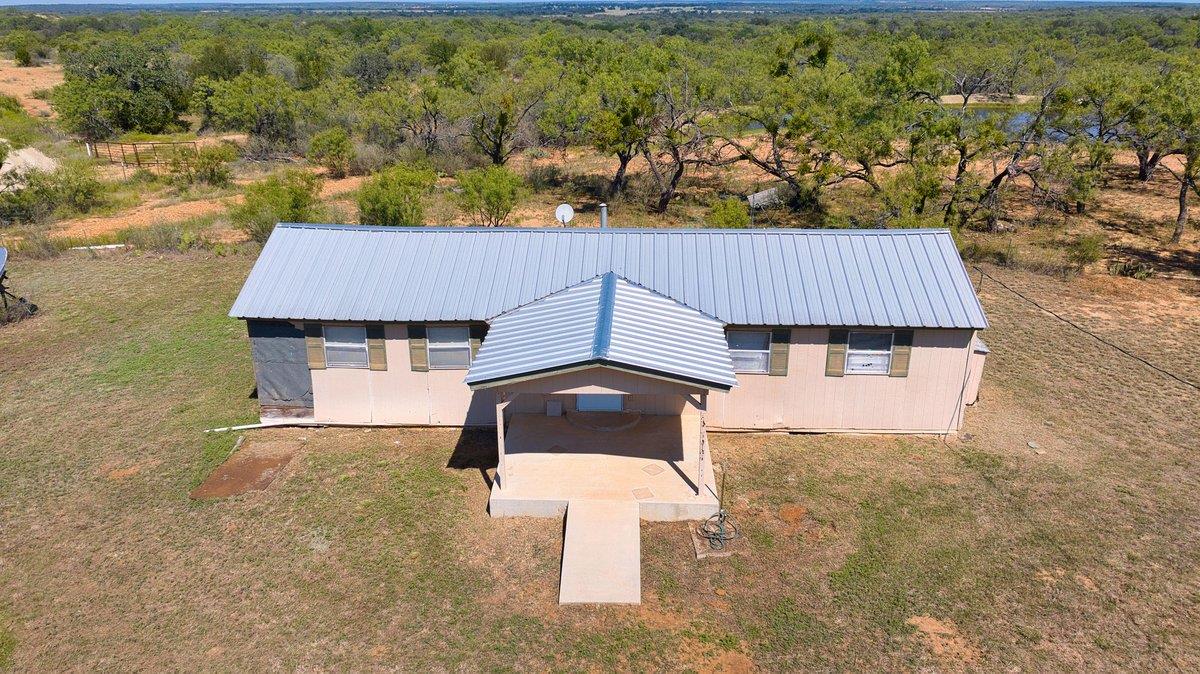 567 County Road 241 Rochelle TX 76872