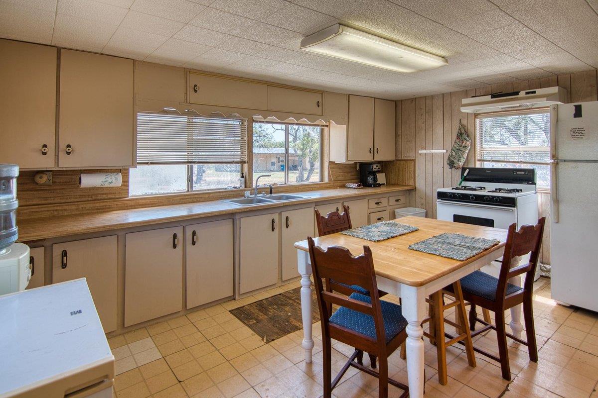 567 County Road 241 Rochelle TX 76872
