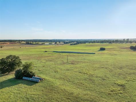 3419 County Road 309 Lexington TX 78947