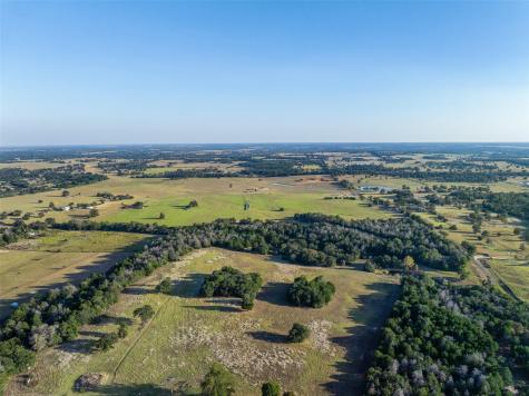 3419 County Road 309 Lexington TX 78947