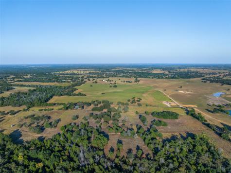 3419 County Road 309 Lexington TX 78947
